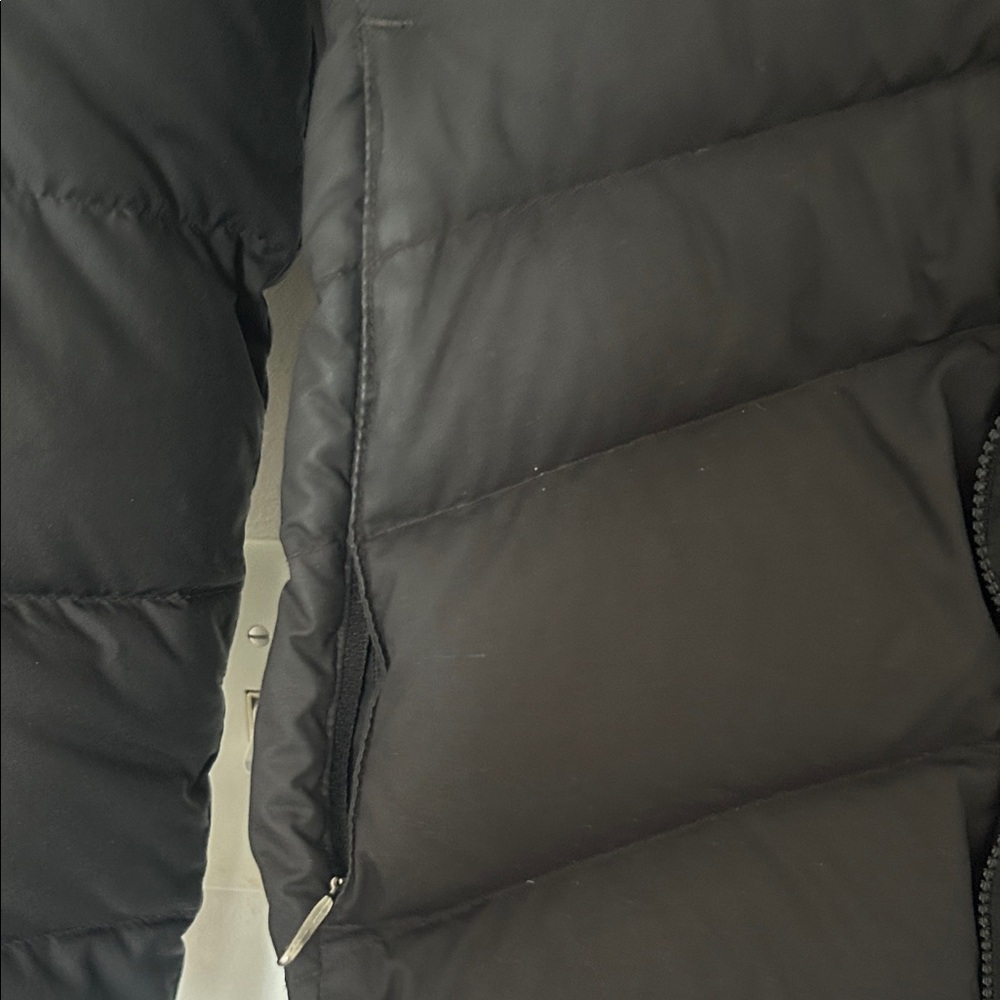Marmot Women's Dark Puffer Jacket - Picture 4 of 7